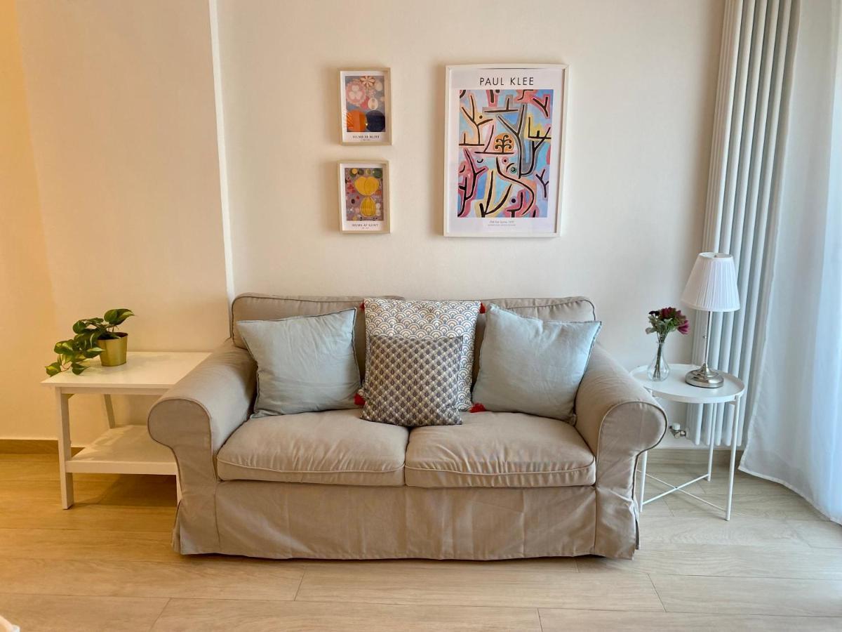 Modern City Apartment Modena Bagian luar foto