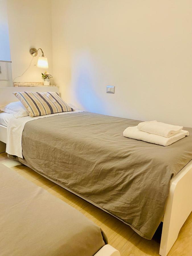 Modern City Apartment Modena Bagian luar foto